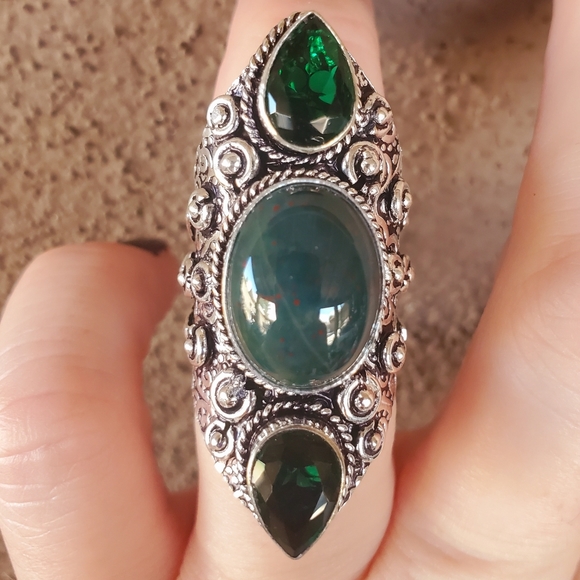 New Bloodstone and Peridot 925 Silver Statement Ring. - Picture 13 of 15